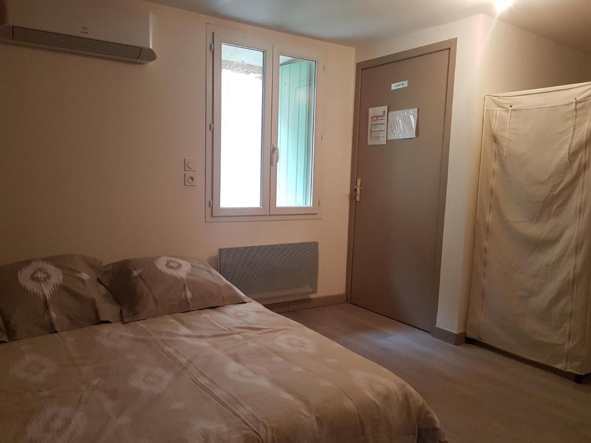 Le Saint Jean Hotell Barbentane Eksteriør bilde